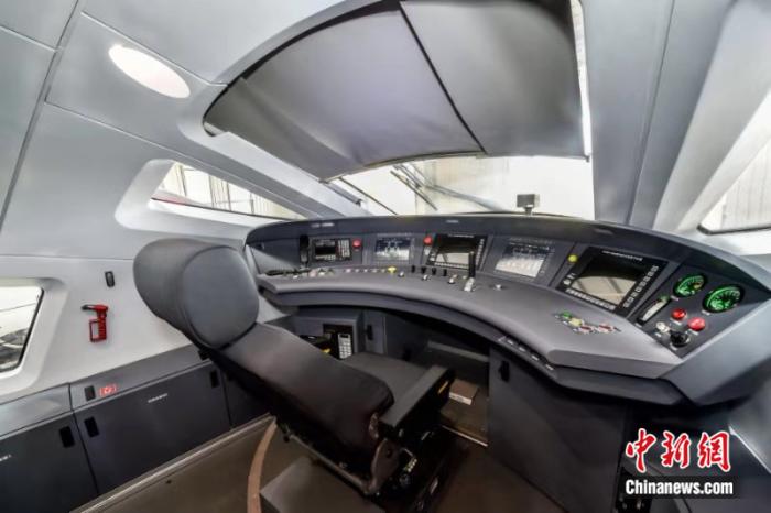 В Китае произведен высокоскоростной грузовой поезд со скоростью 350 км/ч