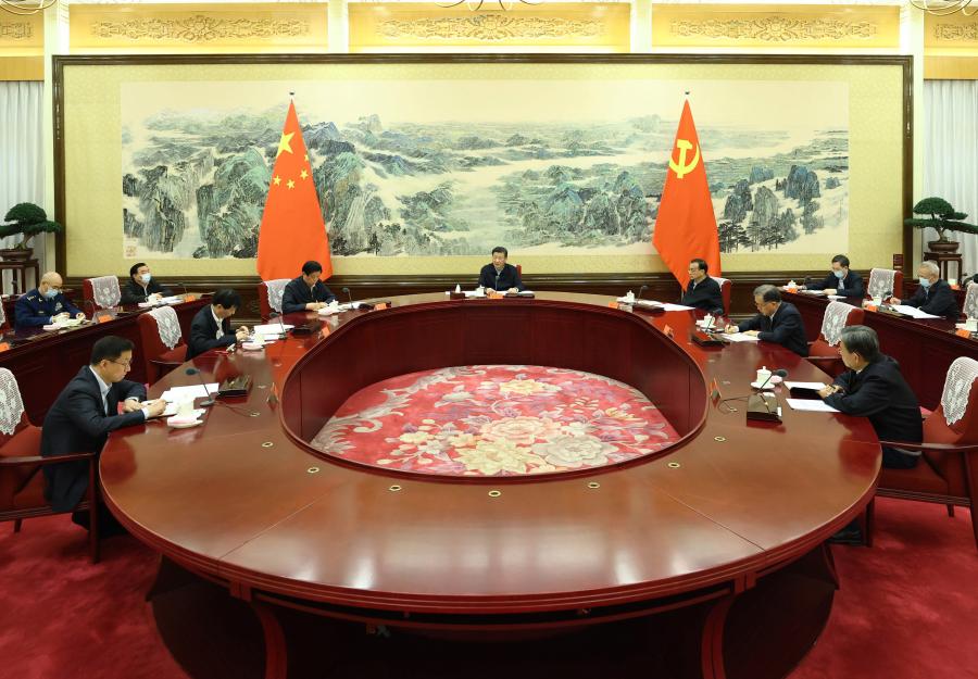 На заседании Политбюро ЦК КПК отмечена важность политического строительства