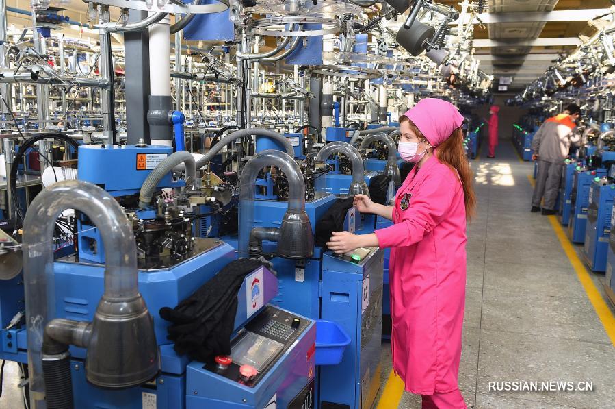 Президент Таджикистана дал старт работе нескольких промышленных предприятий