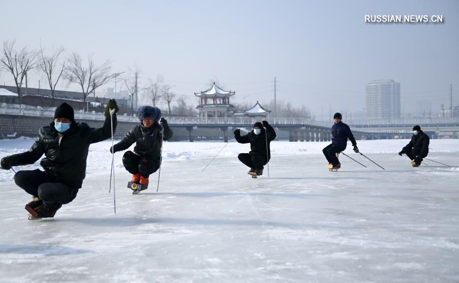 Здоровье нации -- катание на санках с одним лезвием -- любимая зимняя забава жителей Северо-Восточного Китая