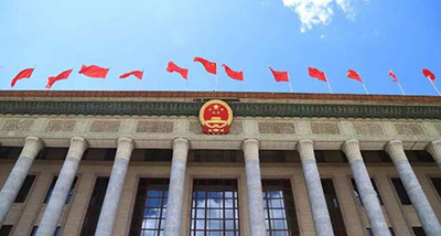 Демократия по-китайски привлекает внимание международного сообщества