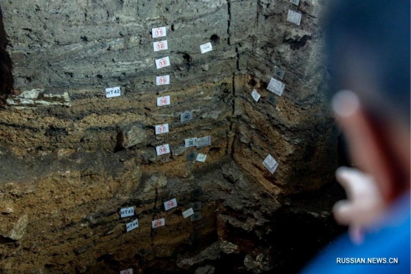 В одной из карстовых пещер провинции Гуйчжоу обнаружены руины возрастом 40 тыс лет