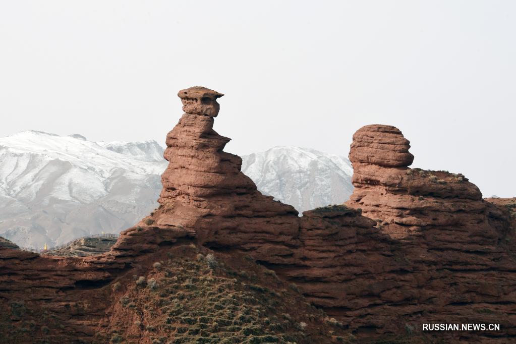 Впечатляющие виды большого каньона Пиншаньху