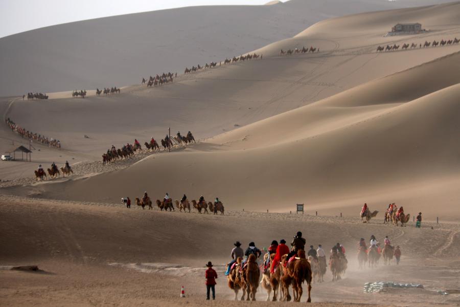 В Китае в ходе майских каникул было совершено 230 млн туристических поездок по стране