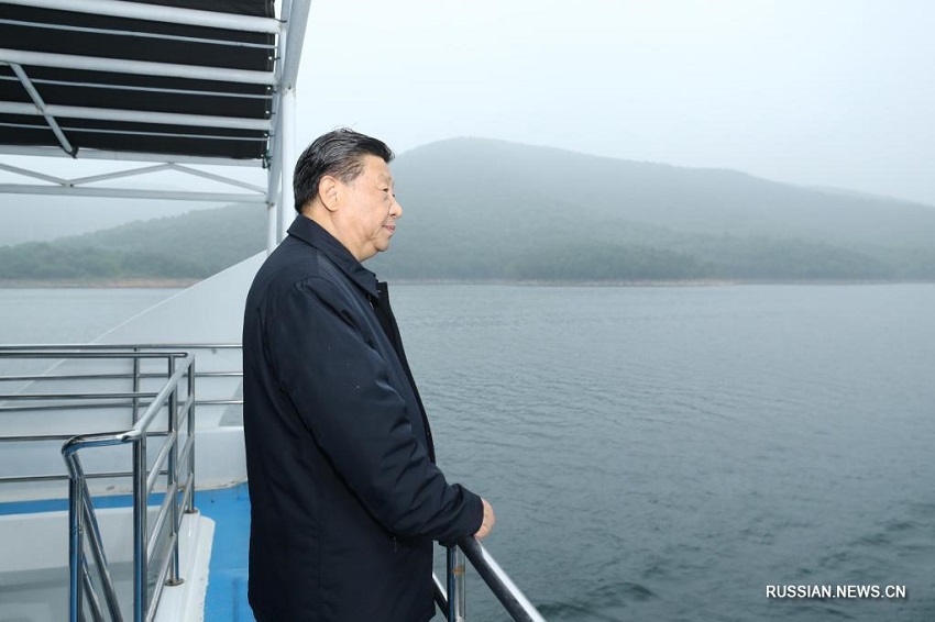 Си Цзиньпин в пров. Хэнань проинспектировал гидротехнические объекты в рамках проекта переброски воды с юга на север