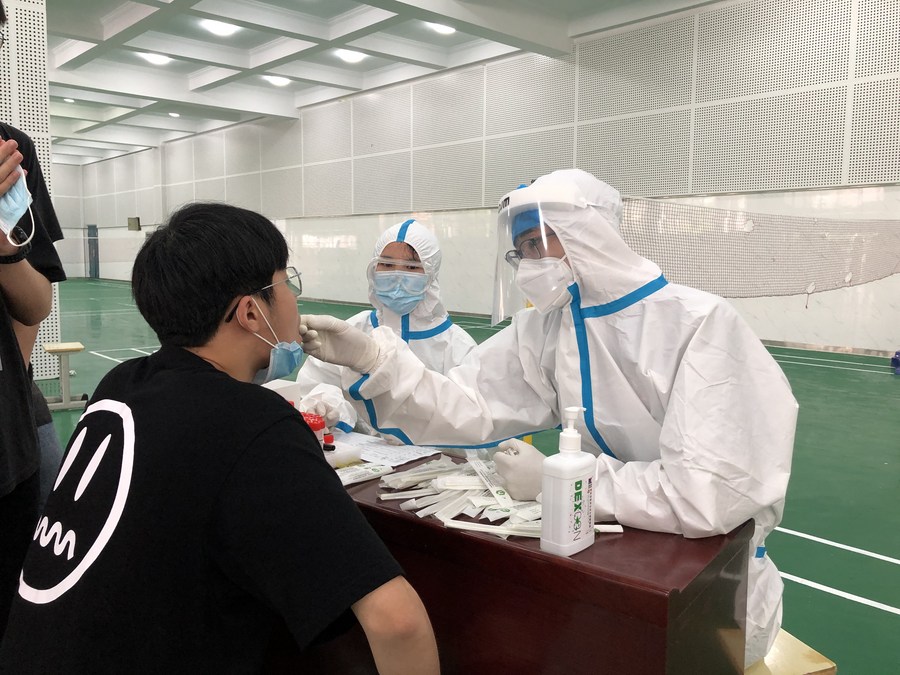Группа экспертов отправилась в Аньхой для оказания помощи в борьбе с эпидемией COVID-19