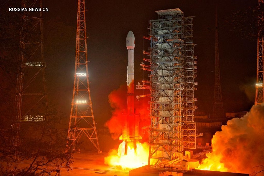 Китай запустил первый метеорологический спутник нового поколения