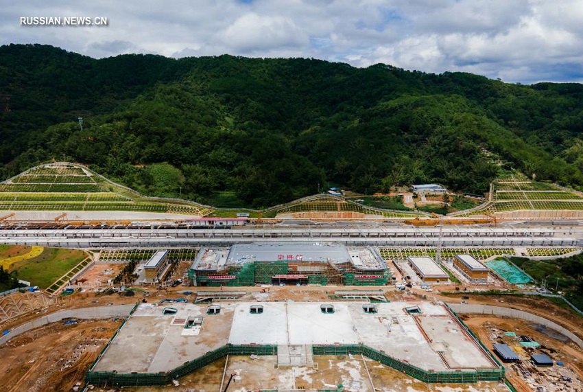 Строительство китайско-лаосской железной дороги Куньмин-Вьентьян проходит успешно