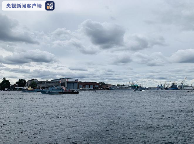 В Петербурге прошла генеральная репетиция главного военно-морского парада