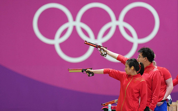 Китай завоевал золото в смешанном турнире по стрельбе из пневматического пистолета с 10 метров на Олимпиаде в Токио