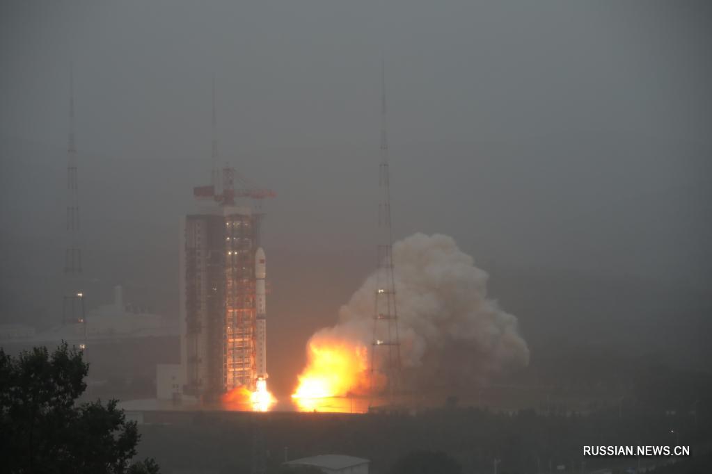 Китай запустил новую спутниковую группу