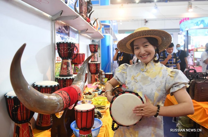 120 предприятий из стран "Пояса и пути" принимают участие в выставочных мероприятиях на 18-м ЭКСПО Китай-АСЕАН