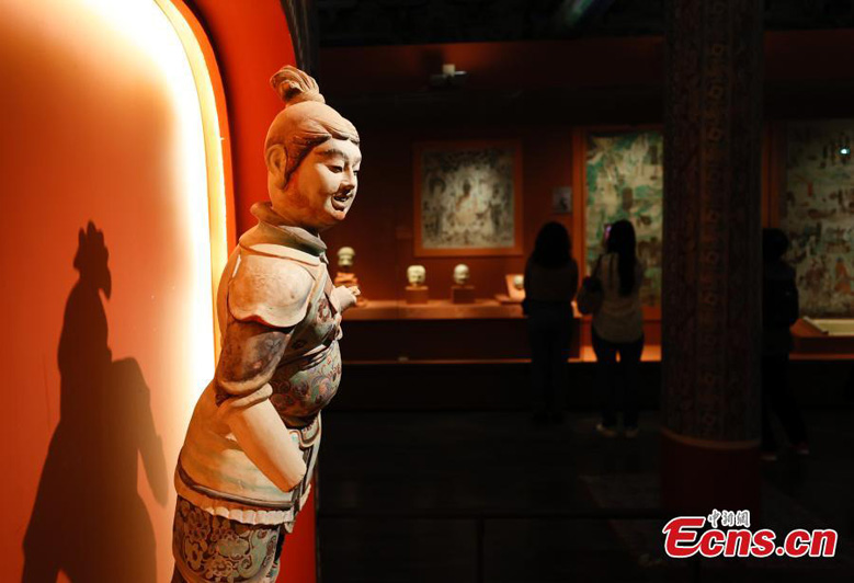 В Пекине открылась выставка, посвященная городу Дуньхуан