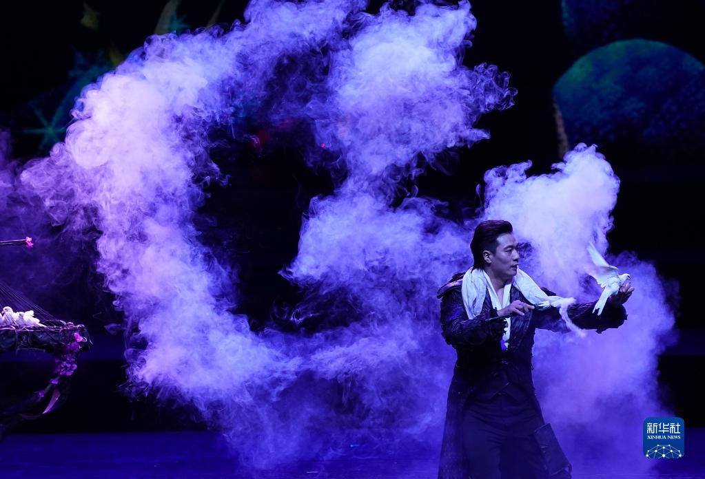 В Китае открылся 18-й международный фестиваль циркового искусства "Уцяо"