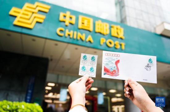 В Китае выпустили коммеморативные почтовые марки по случаю COP15