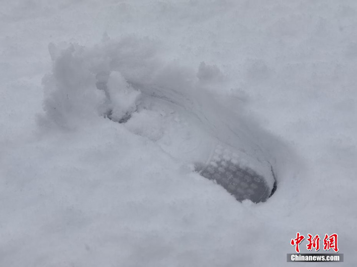 Осенний снегопад в провинции Ганьсу