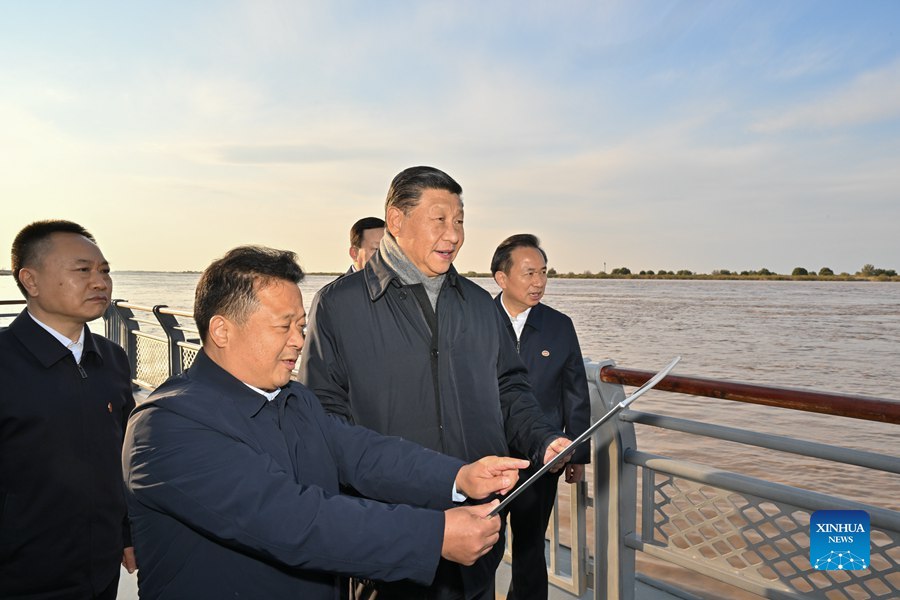 Си Цзиньпин высоко оценил переселение жителей из районов поймы реки Хуанхэ