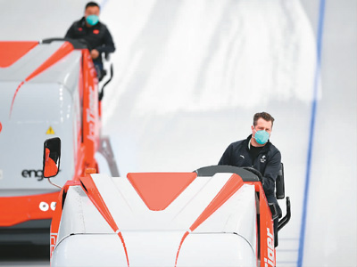 Высококачественная заливка ледового покрытия Национального дворца конькобежного спорта Китая завершена за 10 дней