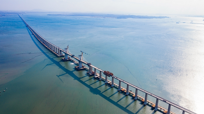 Успешно завершено соединение первого трансморского моста Китая для высокоскоростного железнодорожного сообщения
