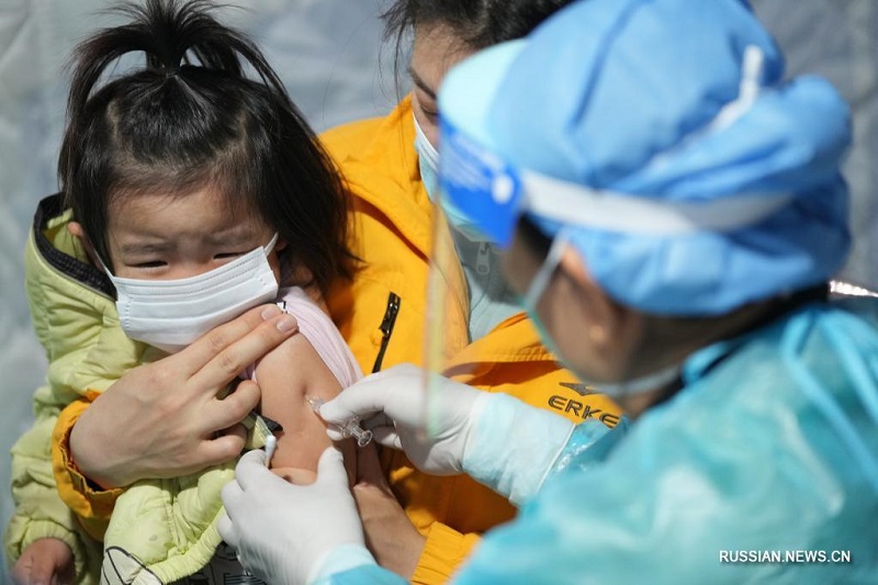 В Пекине проводится вакцинация детей от COVID-19