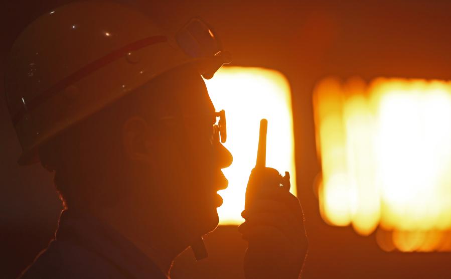 В октябре Китай продолжил сокращать среднесуточное производство сырой стали
