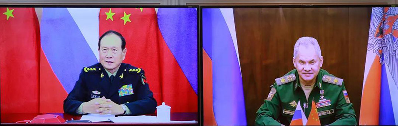 Министр обороны КНР провел по видеосвязи переговоры со своим российским коллегой