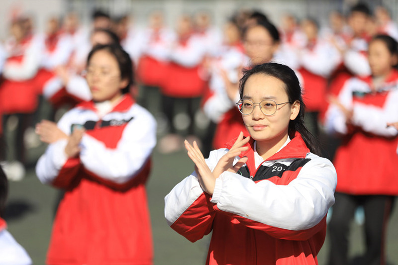В школах уезда Вэньсянь провинции Хэнань продвигают тайцзи