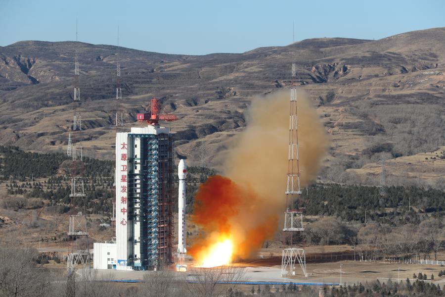Китай получил первые данные с ресурсного спутника ZY-1 02E