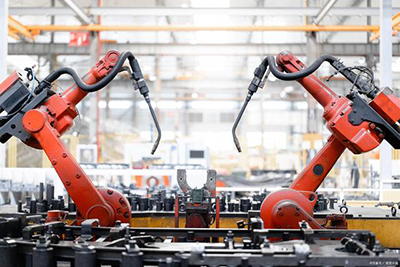 Китай восемь лет подряд остается крупнейшим в мире потребителем промышленных роботов