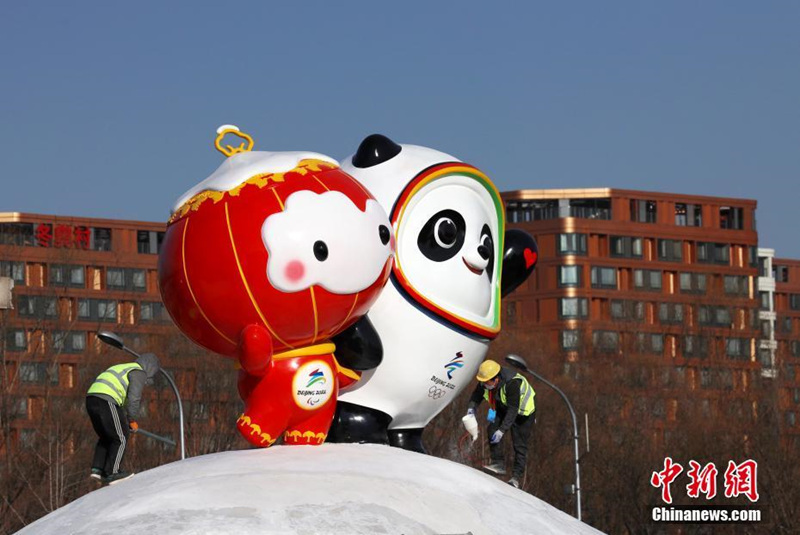 Талисманы зимних Олимпийских и Паралимпийских игр-2022 появились на улице Пекина