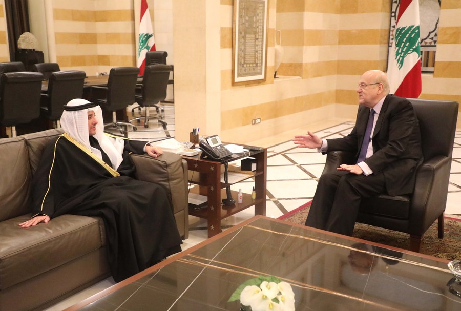 Премьер-министр Ливана надеется на восстановление крепких отношений со странами Персидского залива