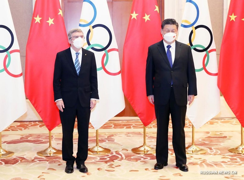 Си Цзиньпин встретился с президентом МОК в Пекине