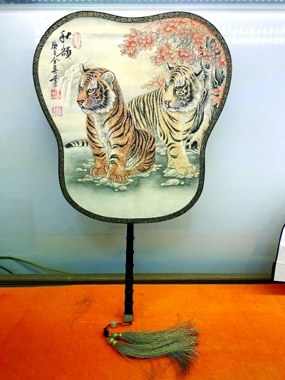 Китайская деревня развивается благодаря изображениям тигра