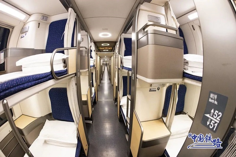 В Китае представлен усовершенствованный поезд «мобильный отель»