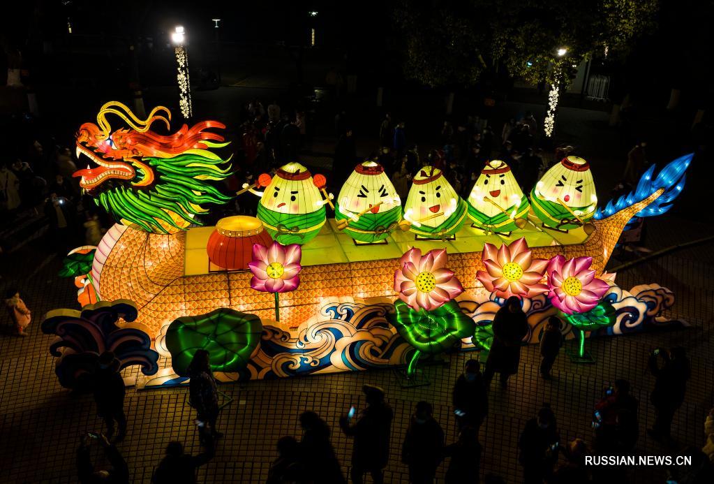 Световое шоу в Китае по случаю наступающего праздника Весны