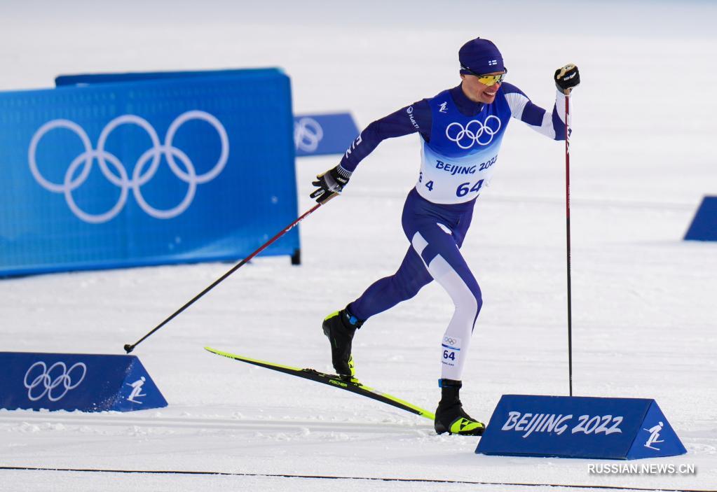 Финский лыжник Ийво Нисканен выиграл гонку на 15 км классическим стилем среди мужчин