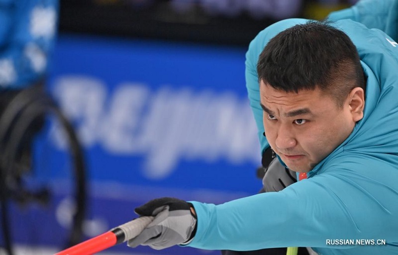 Сборная Китая обыграла команду Словакии в матче кругового турнира по керлингу на колясках на зимней Паралимпиаде-2022