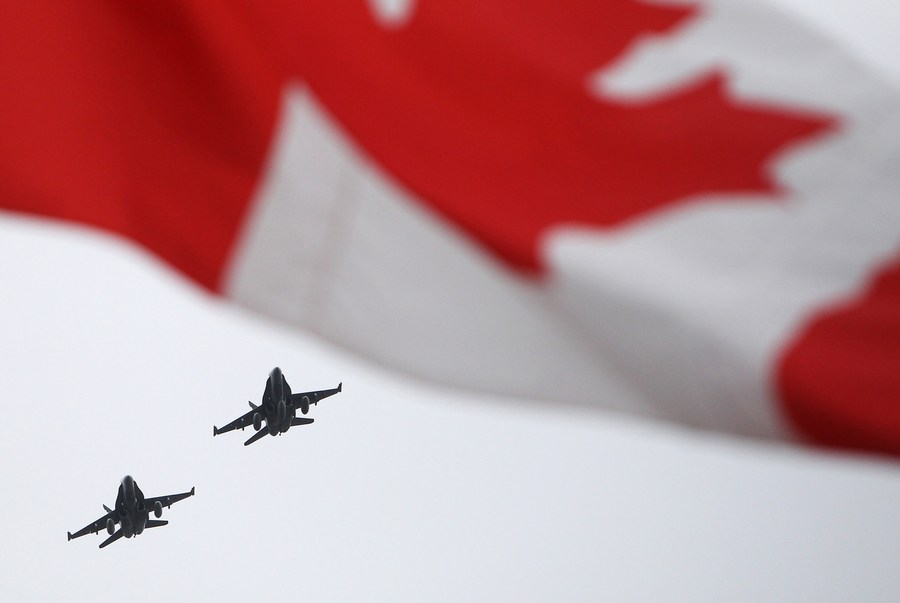 Канада и США проводят совместные военные учения в Арктике