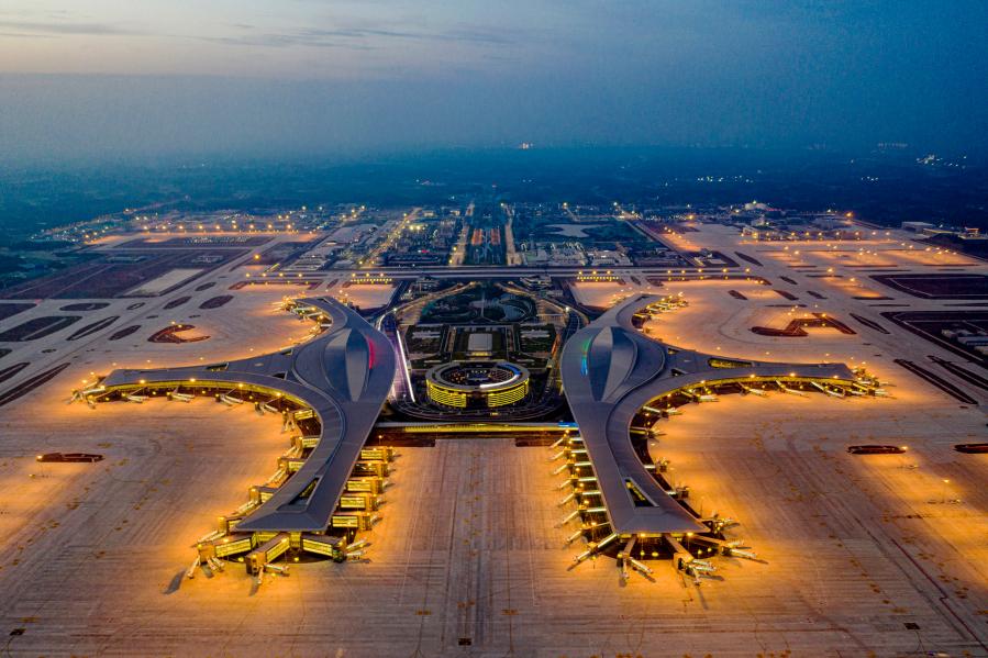 Китай продвигает строительство кластера аэропортов Чэнду-Чунцин