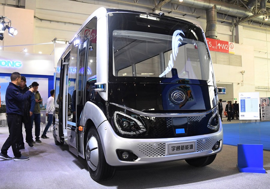 Пекин усиливает политику поддержки для дорожных испытаний беспилотных автобусов