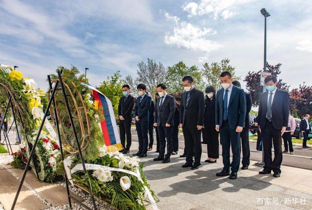 Сербия и Китай почтили память журналистов, погибших при бомбардировке НАТО 23 года назад