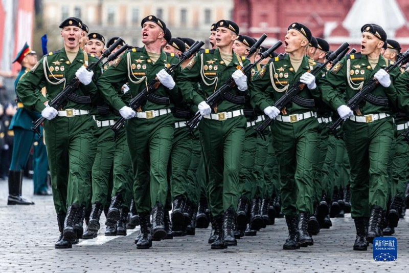 Парад Победы завершился на Красной площади в Москве