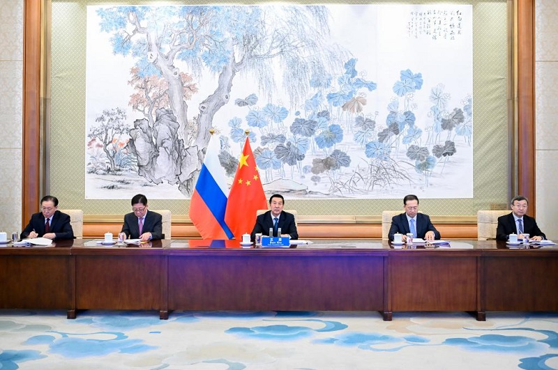 Китай и Россия выразили стремление развивать сотрудничество в рамках механизма "Янцзы-Волга"