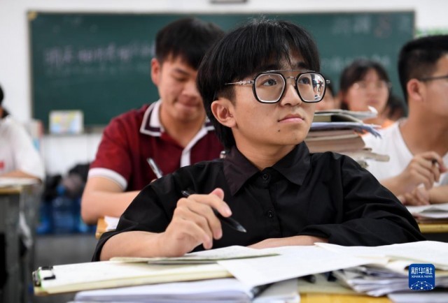 Выпускник школы в провинции Аньхой: физическая боль воодушевляет меня двигаться дальше