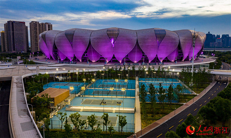 Место проведения Азиатских игр в городе Ханчжоу “Большой и Малый Лотос” открылось для публики