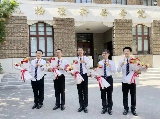 Китайская команда вошла в пятерку лучших на Международной олимпиаде по физике