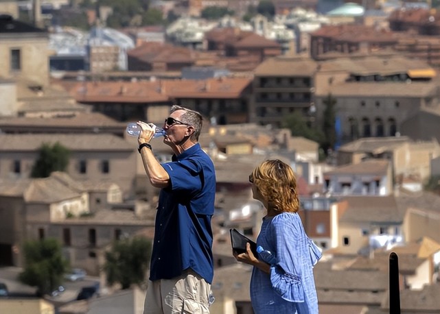 Экстремальная жара в Испании за неделю унесла жизни 679 человек
