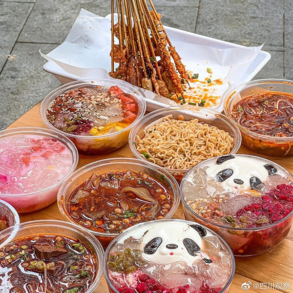 В провинции Сычуань холодная закуска Бинфэнь спасает людей от жары 
