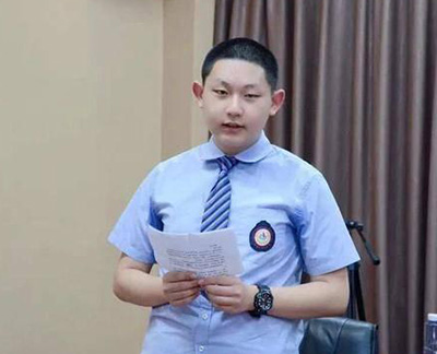 Девятиклассник из города Чэнду провинции Сычуань был принят в Пекинский университет