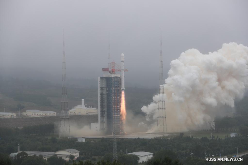 Китай успешно запустил спутник "Beijing-3B"